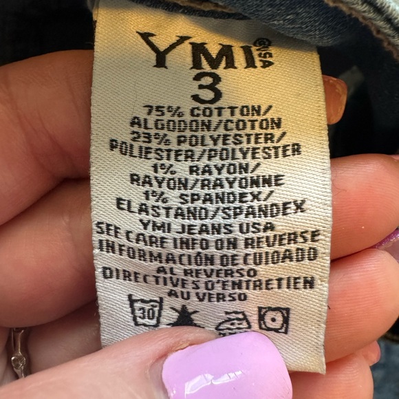 YMI Want A Better Butt SIZE 3 Mid Rise jeans - Picture 5 of 8